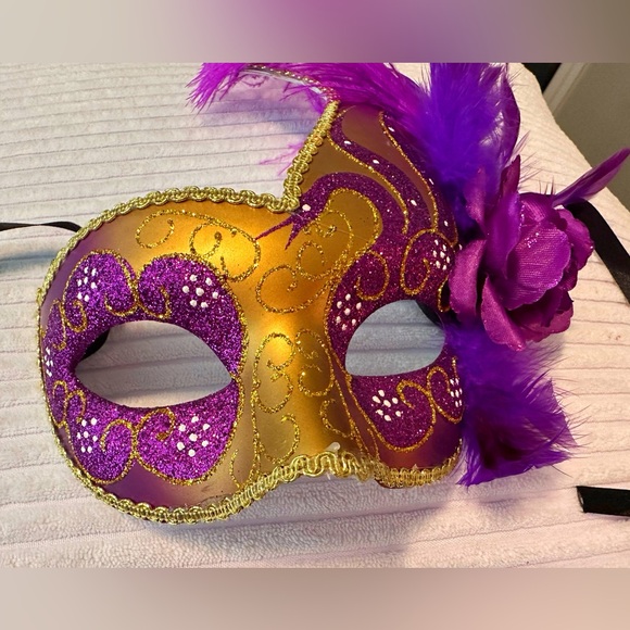 Purple and gold Masquerade Mask - Picture 2 of 4